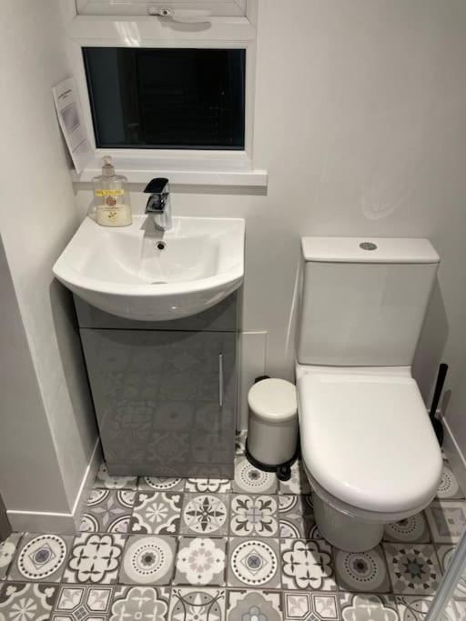 Villa Stunning Coastal Retreat Carrickfergus Esterno foto